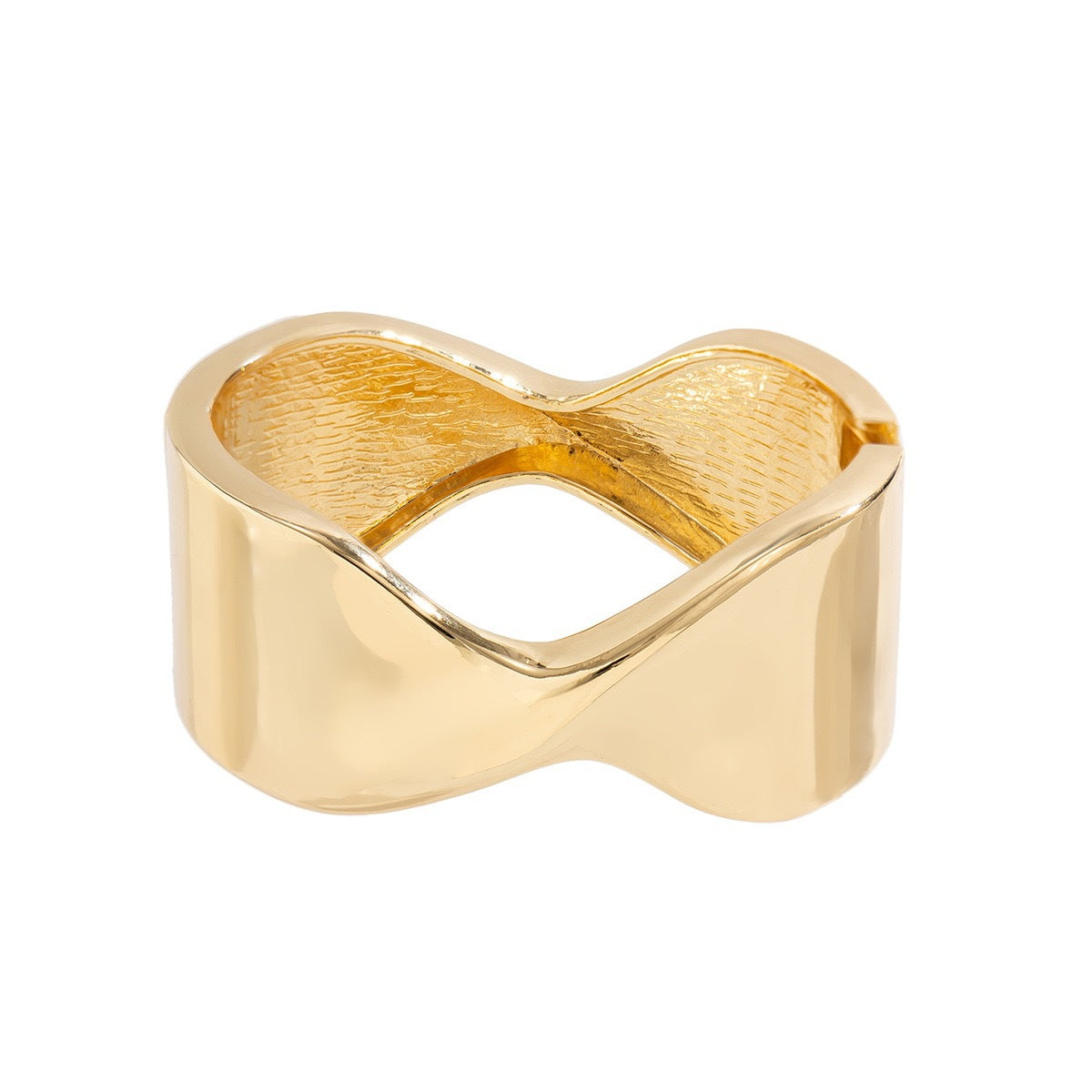 Fashion Trend Metal Glossy Surface Water Drop Hug Bracelet Treyfe